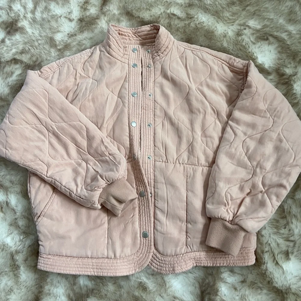 Jacket - Picture 1 of 4